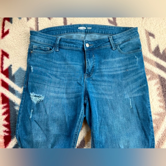 ❌SOLD❌ Old Navy Size 16 Super Skinny Rockstar Jeans - Picture 1 of 6